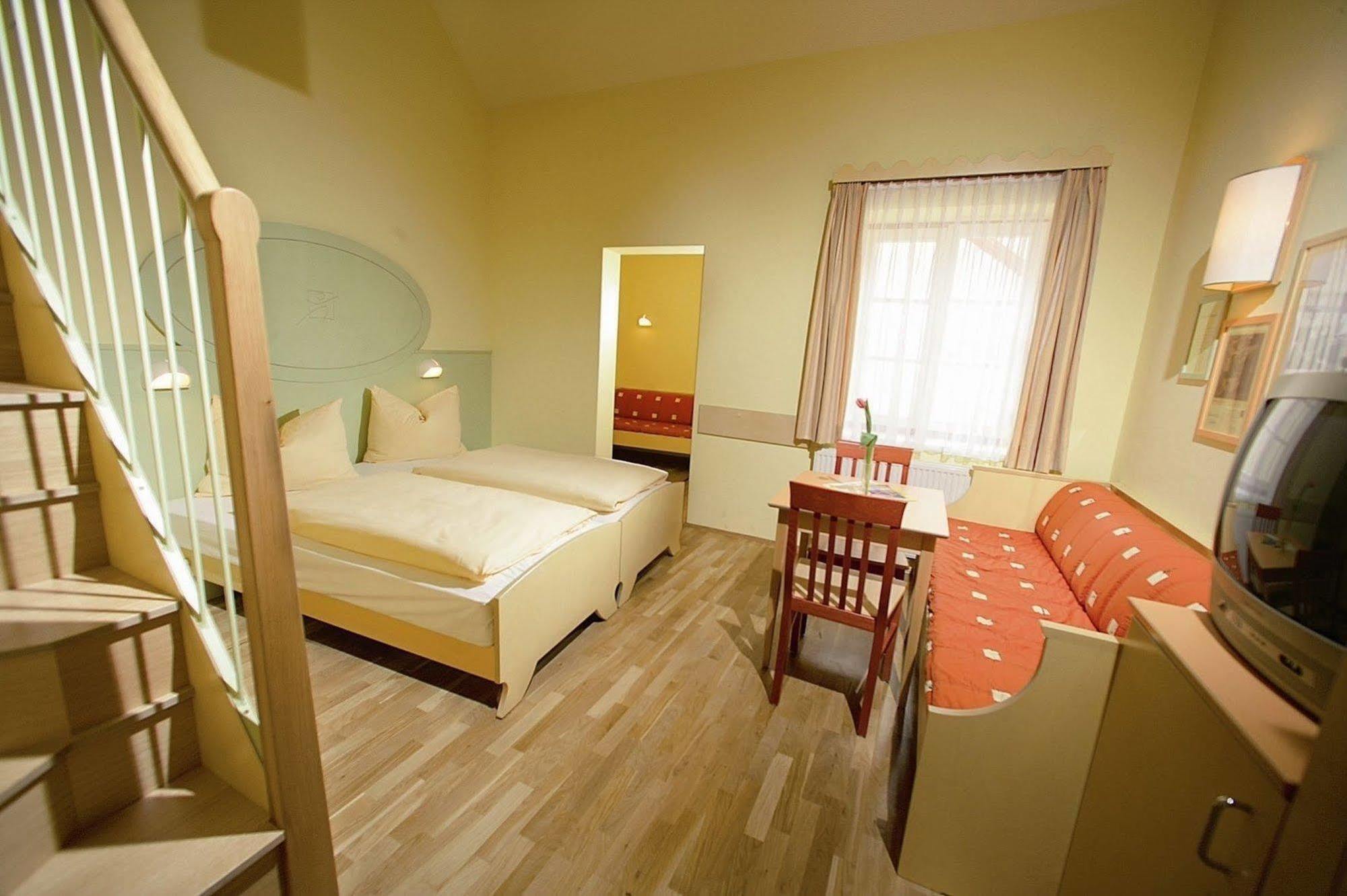 Jufa Hotel Oberwoelz-Lachtal Oberwoelz Stadt Quarto foto